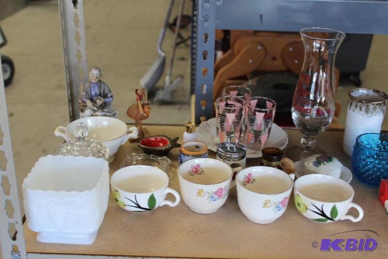 lot 75 image: All the Items on this Shelf ...