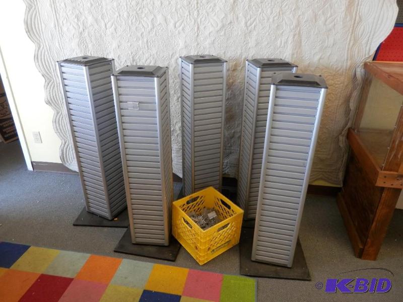 5 rotating slat board display racks