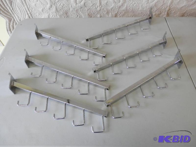 slat wallboard hangers