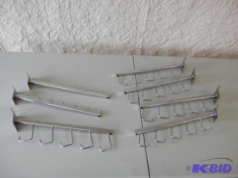 slat wallboard hangers