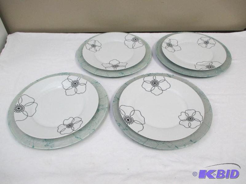 4 Pier1 Mod Petal Plates & Chargers