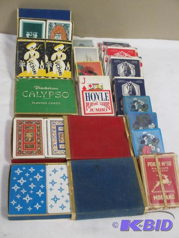 Lot of vintage playing cards