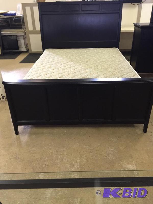 Queen Bed Set