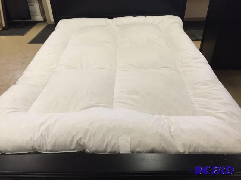 Fedather Bed topper(Queen Size)