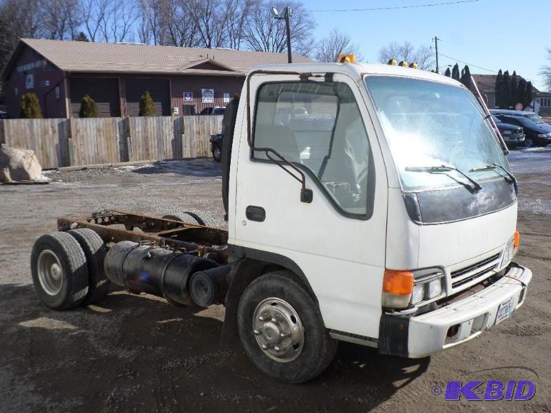 1995 Izuzu NRP Cab &amp Chassis Truck, Turbo...