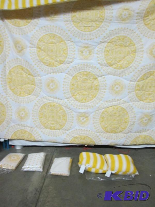 Sunrise 20-pc. King Bedroom Set