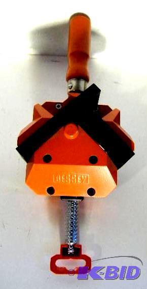 lot 1 image: Bessey Corner Clamp - Matches lot 18 - NewNe...