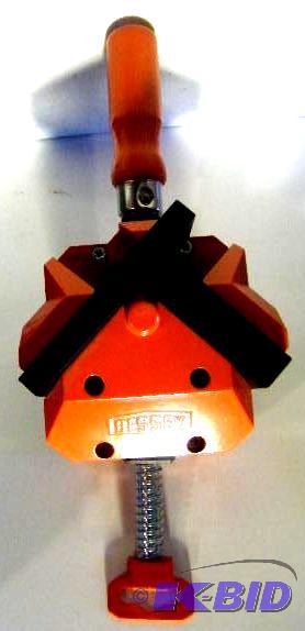lot 18 image: Bessey Corner Clamp - Matches lot 1 - NewNev...