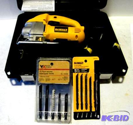 lot 55 image: Dewalt Jigsaw - With 20 new blades - Variabl...
