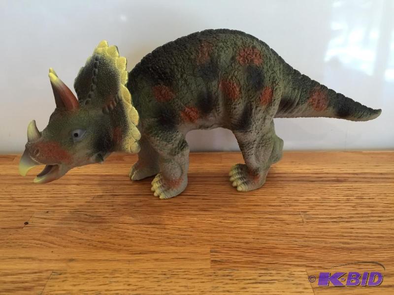 lot 12 image: Soft Triceratops