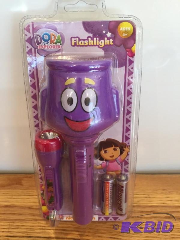 lot 15 image: Dora Flashlight