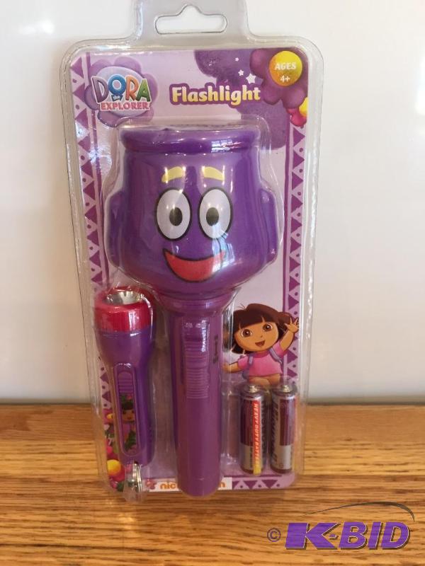 lot 16 image: Dora Flashlight