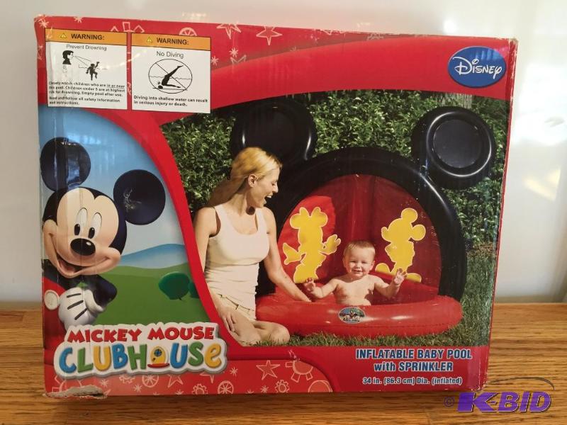 lot 17 image: Inflatable Baby Pool