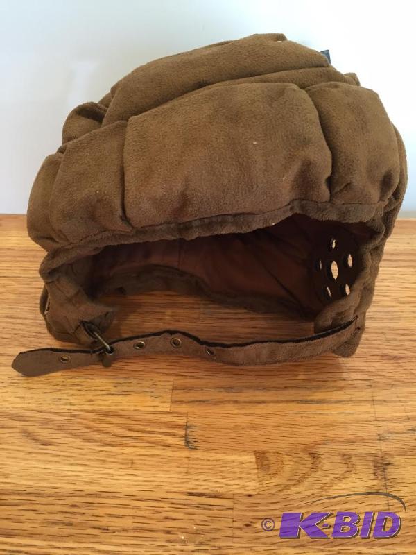 lot 28 image: Harry PotterQuidditch Helmet