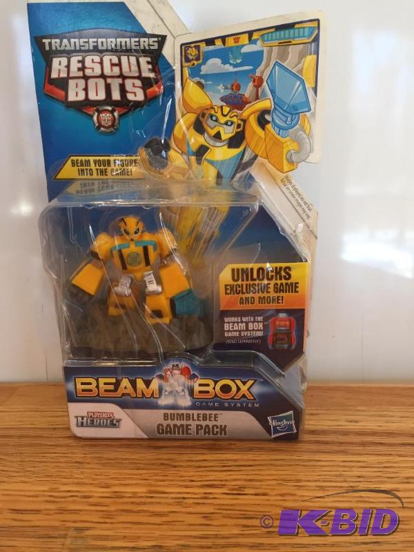 lot 32 image: Transformers Rescue Bots