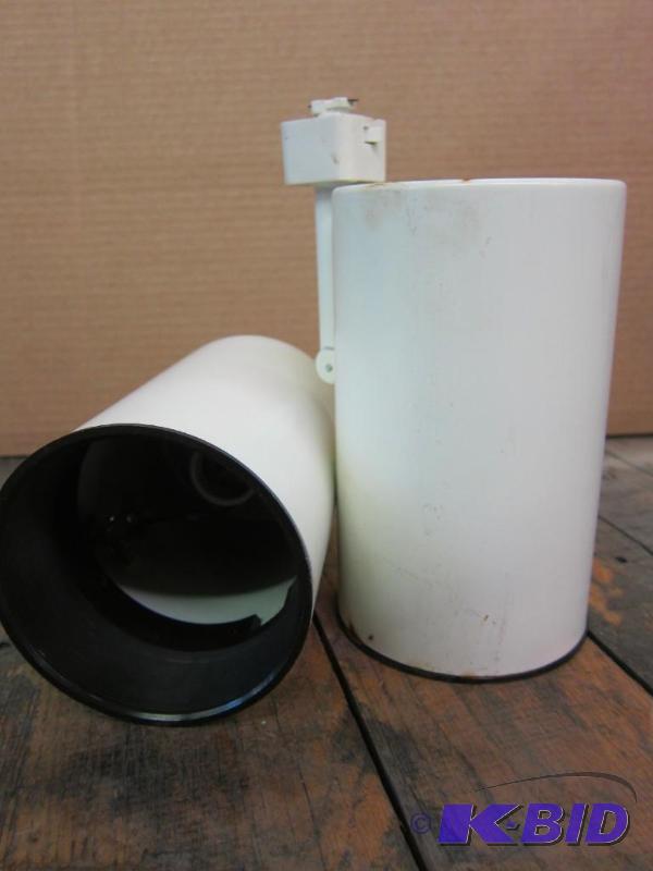 28 Small White Can Lights