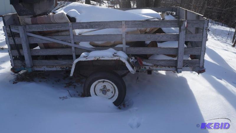 1971 6 x 8 Laun Trailer with Wood Sides - NO RESERVE