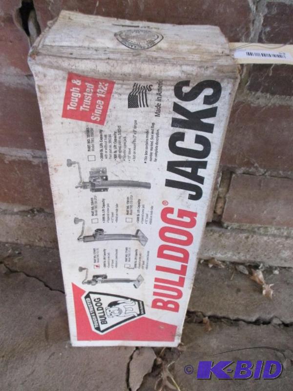 lot 53 image: Bulldog trailer jack...