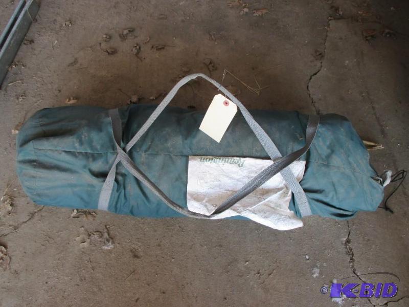 lot 59 image: 8 x 8 Remington tent...