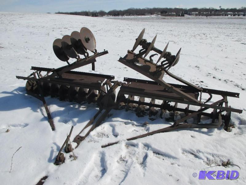 lot 9 image: pull type disc...