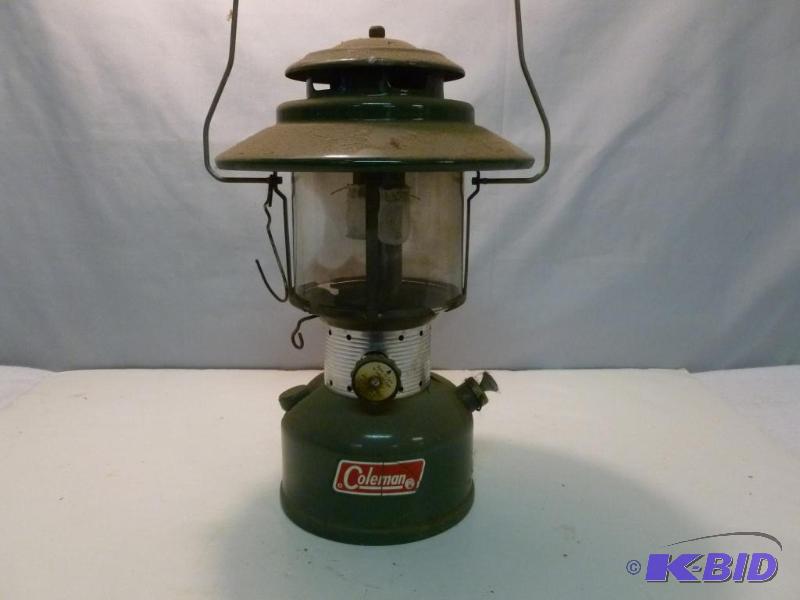 lot 128 image: Coleman 1972 double mantle lantern model 228F...