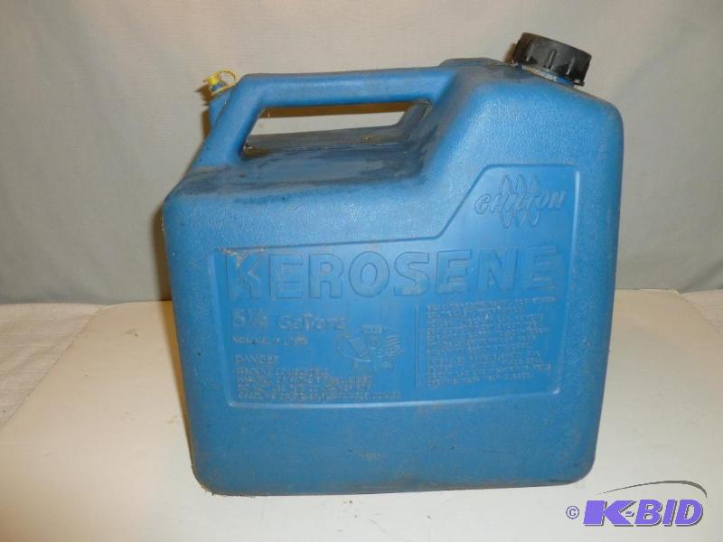 lot 129 image: Kerosene 5 14 gallon plastic can....