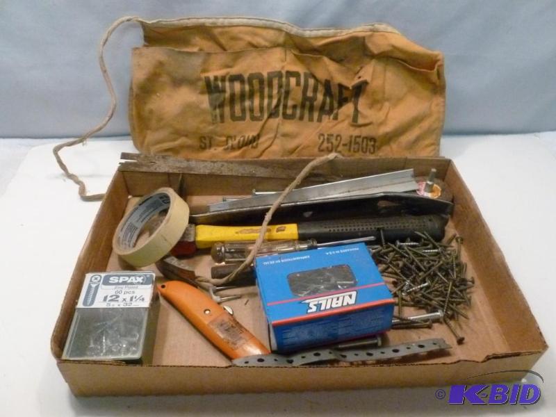 lot 152 image: Large lot of tools that includes Craftsman sc...