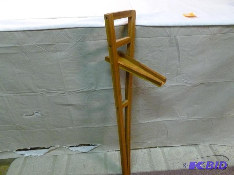 lot 168 image: Golfers wooden boot saver wall decoration, me...