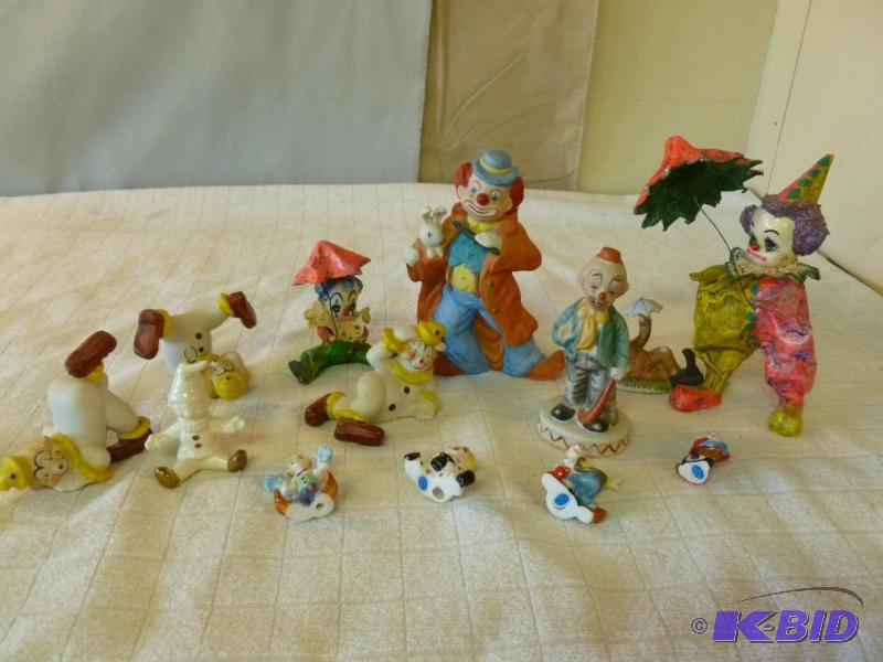 lot 175 image: Large lot of decorative porcelain, ceramic an...