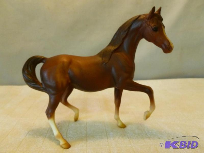 lot 183 image: Large Collectible Breyer horse that measures ...