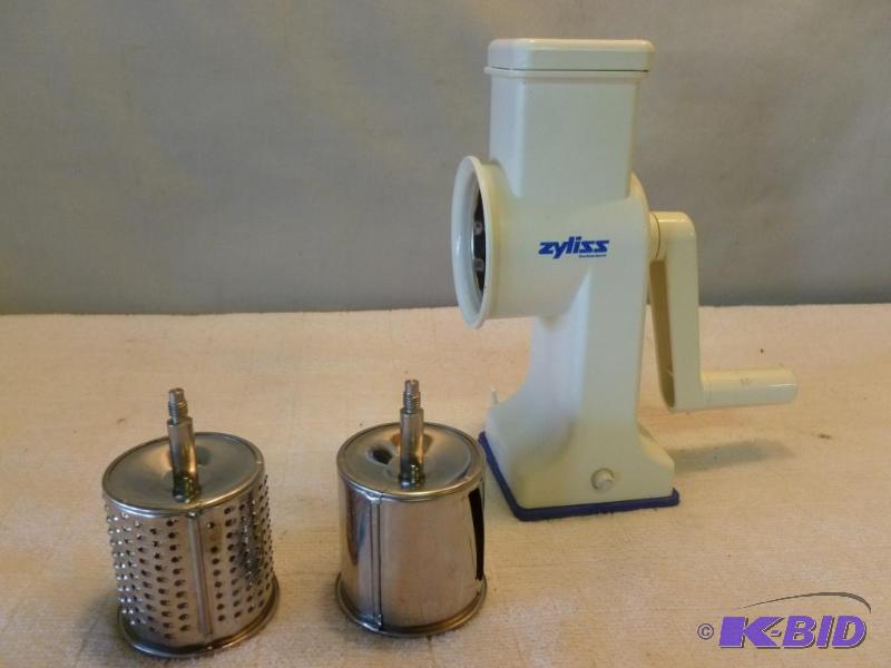 lot 218 image: Nice hand wheel grater, made in Germany....
