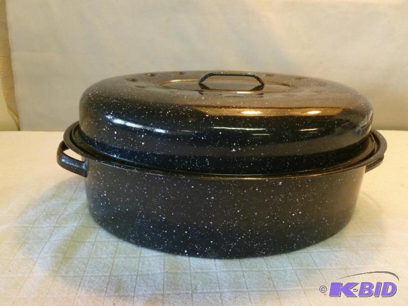 lot 223 image: Large roaster pan with lid....