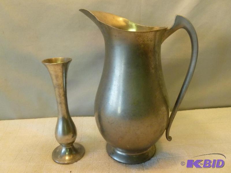 lot 251 image: Large Vintage Old Golem Pewter pitcher that m...