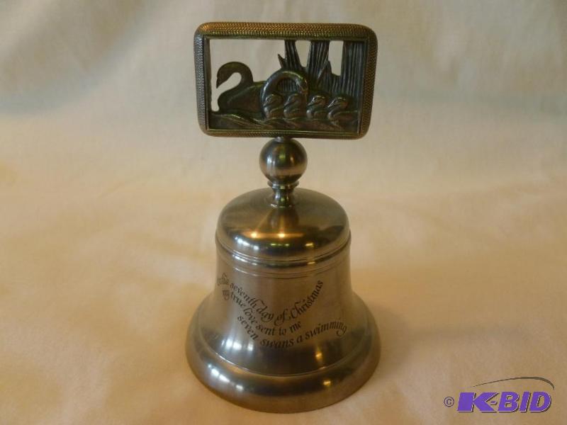 lot 258 image: Beautiful Crown & Rose 1984 limited editi...