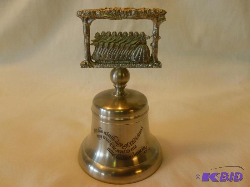 lot 260 image: Beautiful Crown & Rose 1986 limited editi...