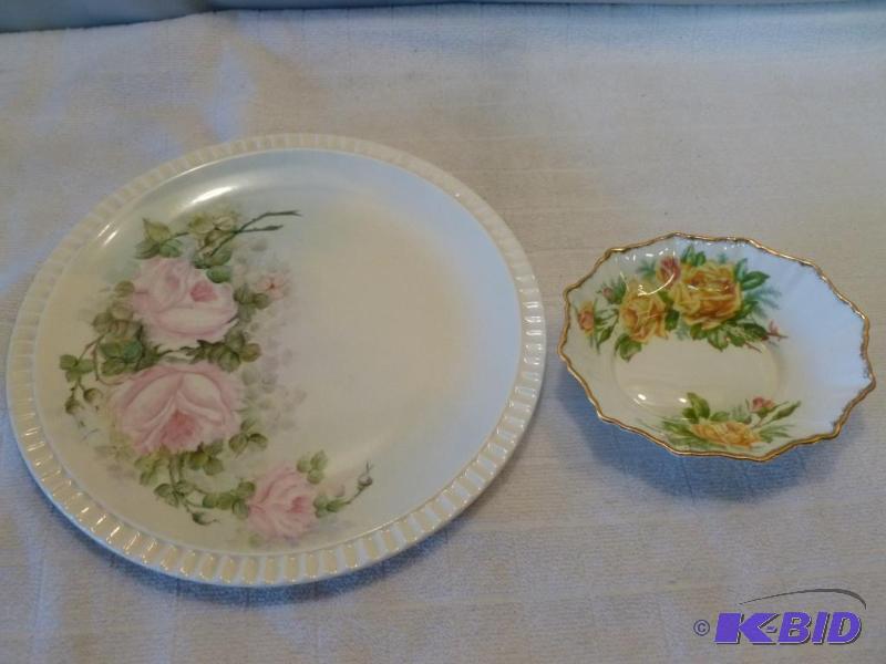 lot 294 image: This lot consists of a hand painted plate dat...