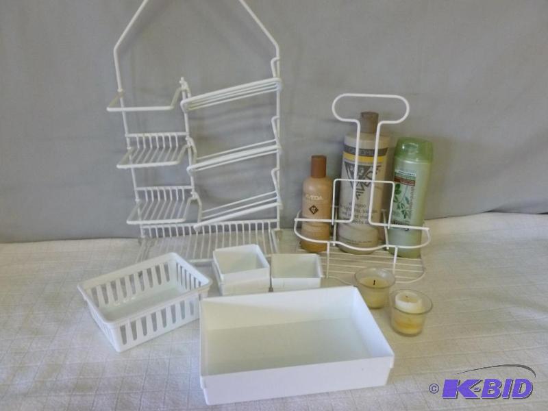 lot 298 image: Lot of two vinyl coated metal bathroom shower...
