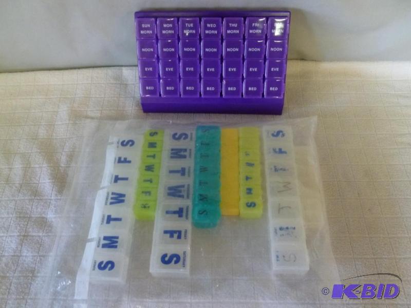 lot 299 image: Large lot of pill organizer containers. ...