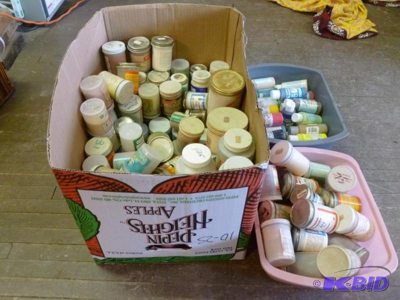 lot 314 image: Huge lot of acrylic and ceramic type paints a...