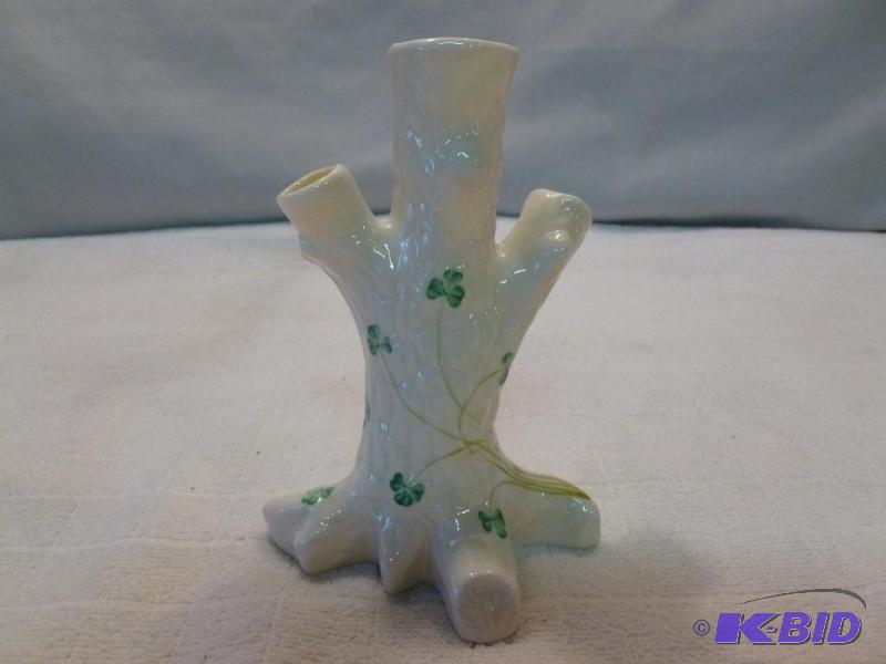 lot 321 image: Belleek porcelain bud vase that measures 6 1...