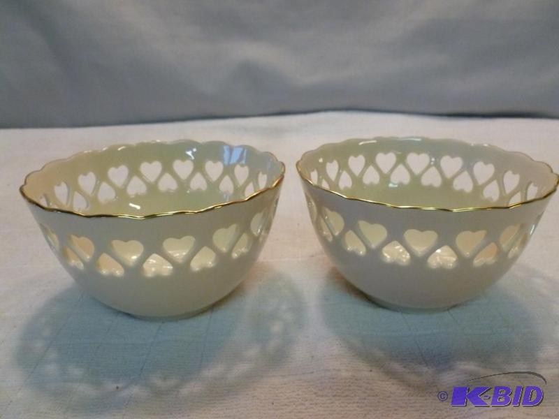 lot 324 image: Lot of two Lenox 24 karat gold plated rimmed ...