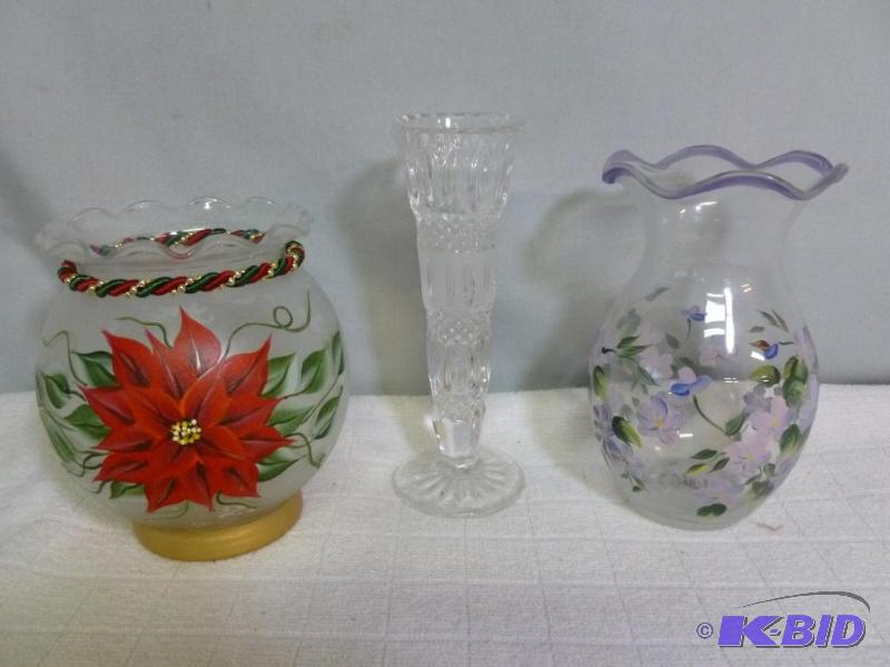 lot 329 image: This lot consists of a heavy lead crystal gla...