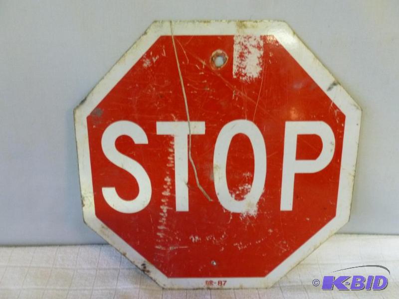 lot 87 image: Heavy gage metal trail sign that measures 12&...