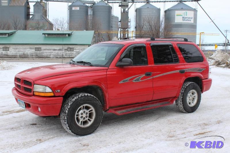lot 1 image: 2000 Dodge Durango 4x4 SLT 3rd Row Seats