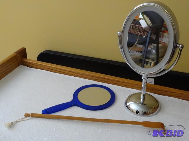 2 Mirrors and Back Scratcher...