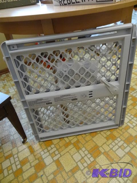 First Years BabyPet Gate...