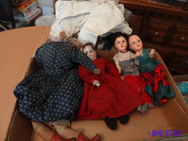Vintage Dolls. And Extra Clothes...
