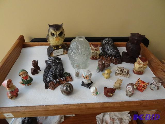 Box Full of Misc Collectible Owls...