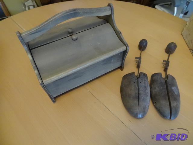 Vintage Wood Sewing Box. 2 Vintage Wood Shoe ...