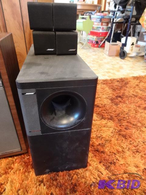 Bose Speakers. Subwoofer and 2 Regular Speake...